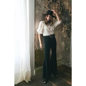 Free People Women’s Just Float On Super Flare Velvet Jeans Black Size 27